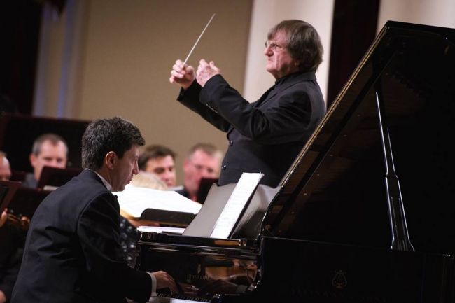 Bouquet Kiev Stage стартовал с мировой премьеры Валентина Сильвестрова &quot;Мгновения поэзии и музыки&quot;